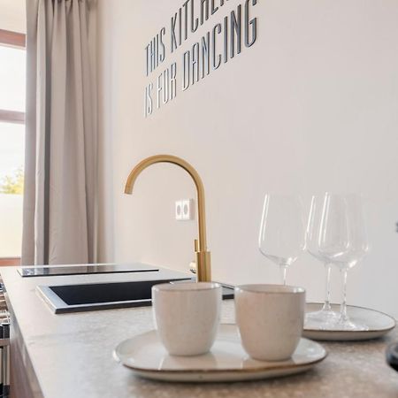 City Lounge Appartement Am Hauptbahnhof Sankt Poelten Ngoại thất bức ảnh