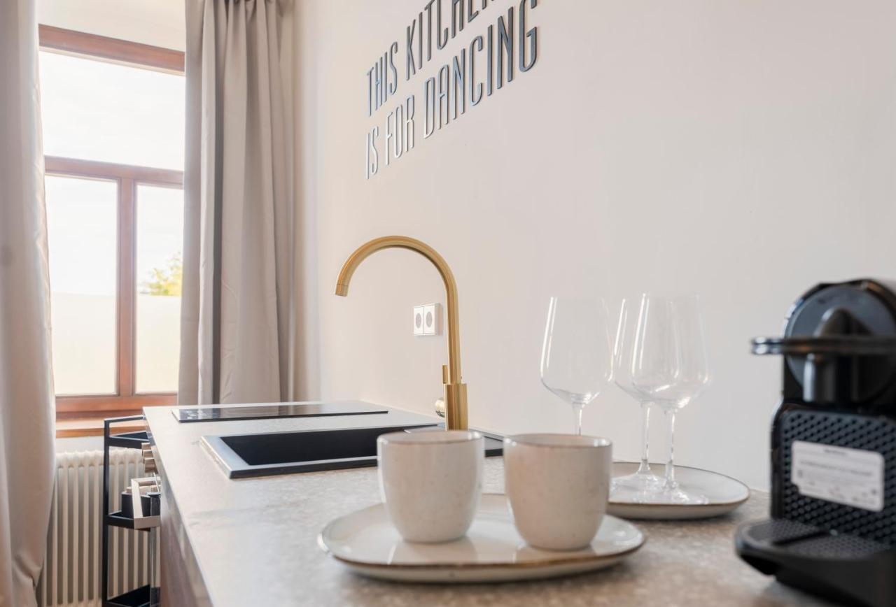 City Lounge Appartement Am Hauptbahnhof Sankt Poelten Ngoại thất bức ảnh