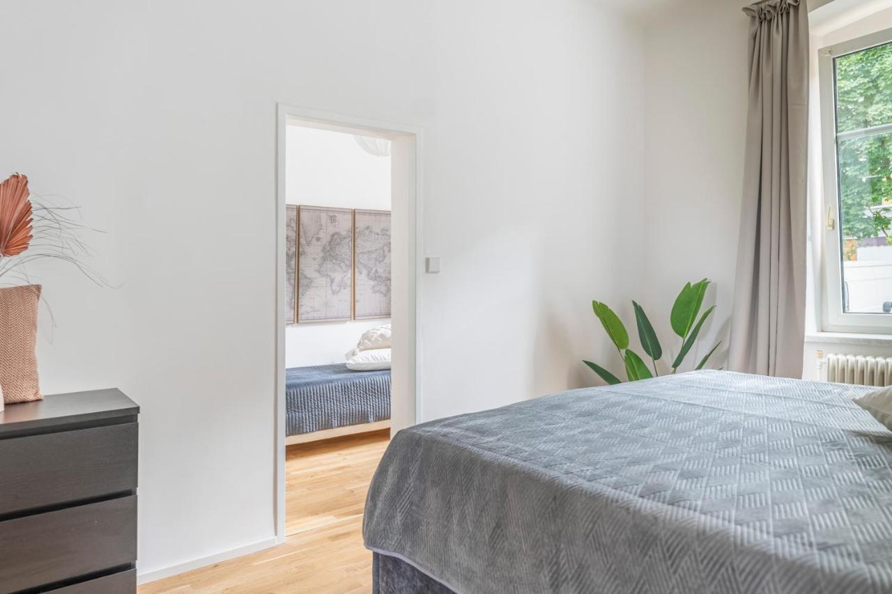 City Lounge Appartement Am Hauptbahnhof Sankt Poelten Ngoại thất bức ảnh